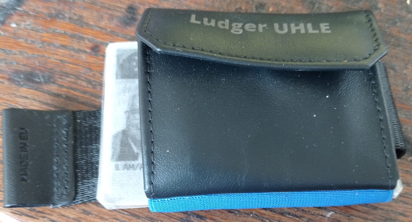 Customer photo review of Nano Boy Pocket FC Schalke 04 Edition - slim wallet with leather coin pocket