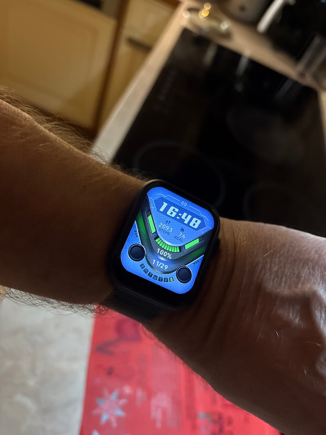 Customer photo review of Top Performance Smartwatch mit Gesundheitstracking / IP67 Wasserdichtigkeit / 7 Tage Akkulaufzeit / 100 Sportmodi