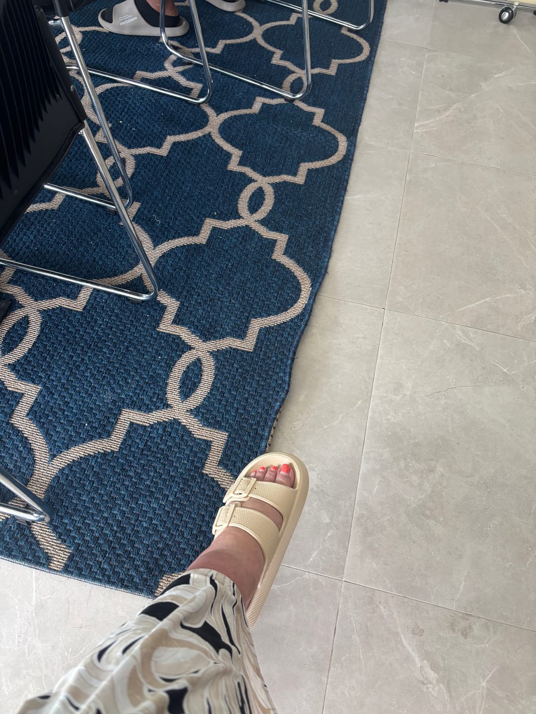 Customer photo review of The Snuggi Sandals