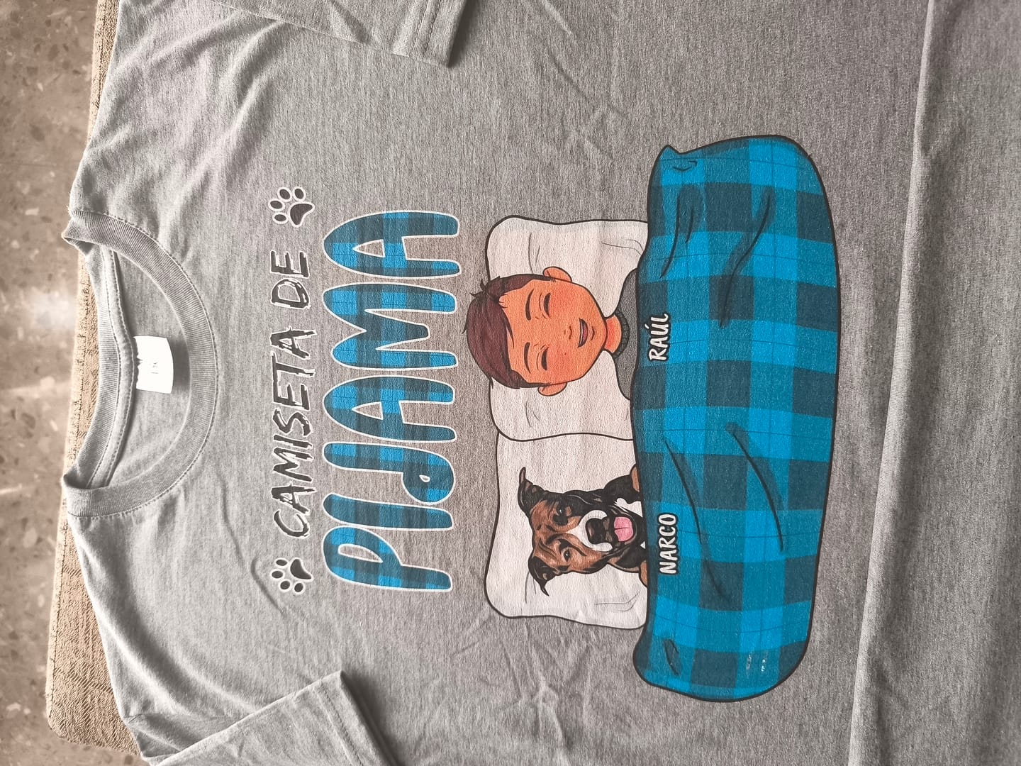 Customer photo review of Mi camiseta de pijama - Camiseta personalizada