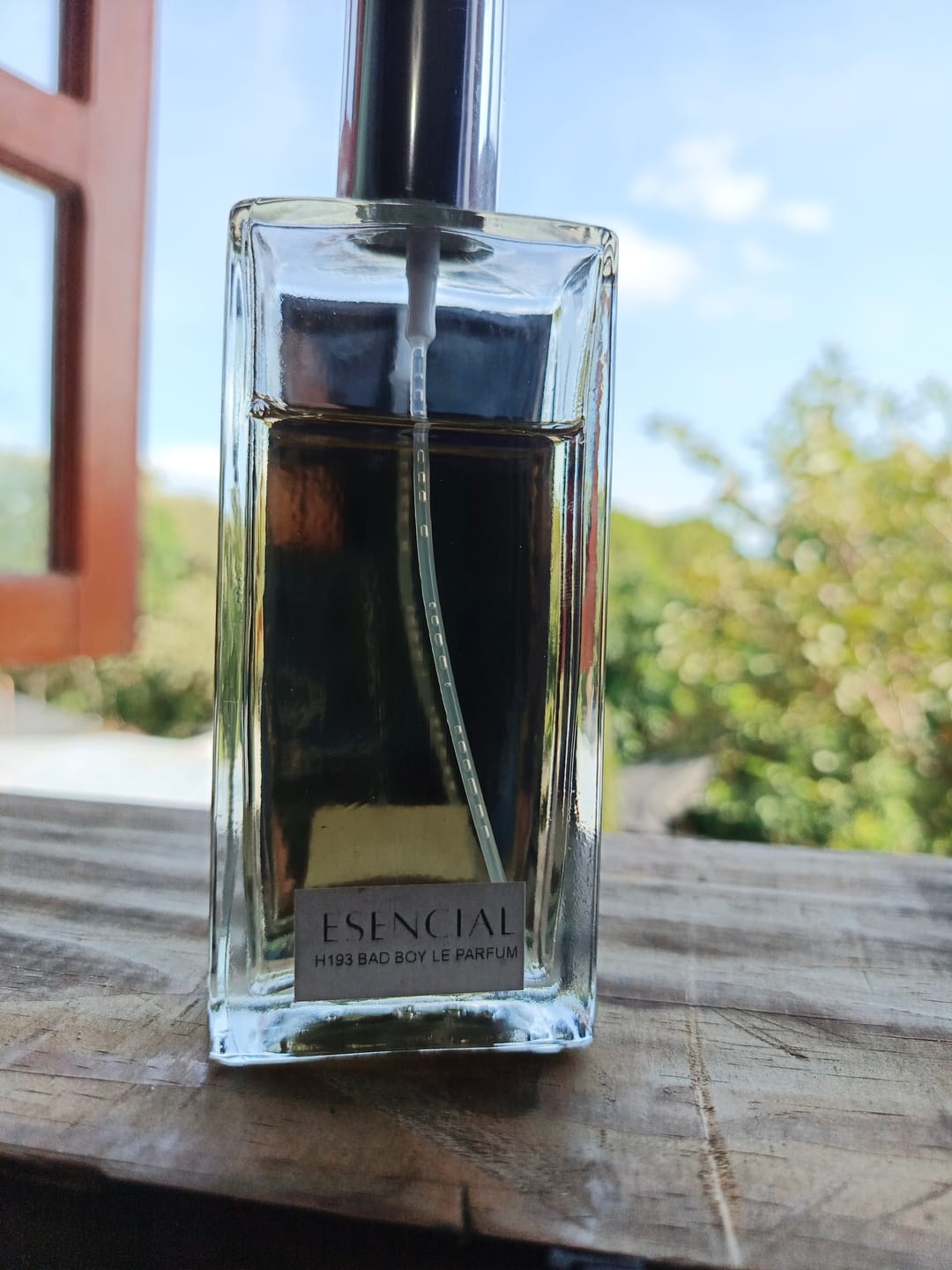 Customer photo review of H193 Inspirado en: Bad Boy Le Parfum - Carolina Herrera