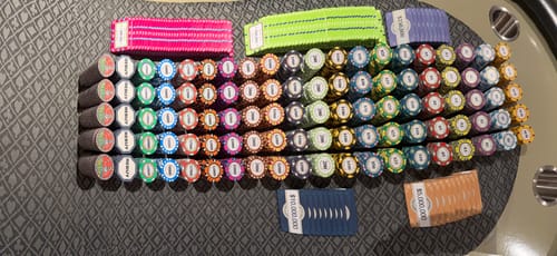 Customer photo review of Poker Plaques Set Monte Carlo 10 pcs