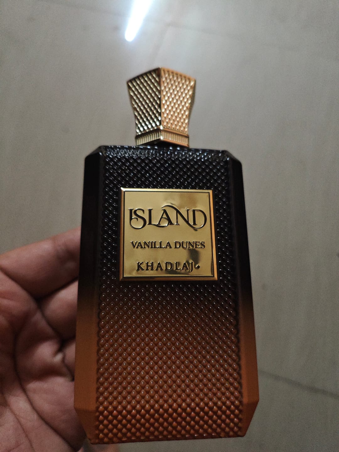 Customer photo review of Khadlaj Island Vanilla Dunes Extrait De Parfum For Unisex