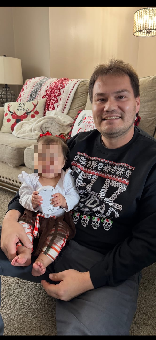 Customer photo review of Feliz Navidad Putos OG Navidad Sweatshirt