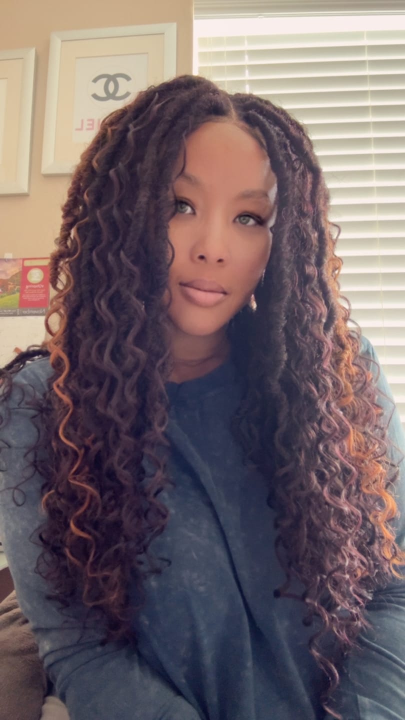 Customer photo review of Outre Glueless Pre-Braided HD 13x4 Lace Front Wig - BOHO DEEP LOCS 26"