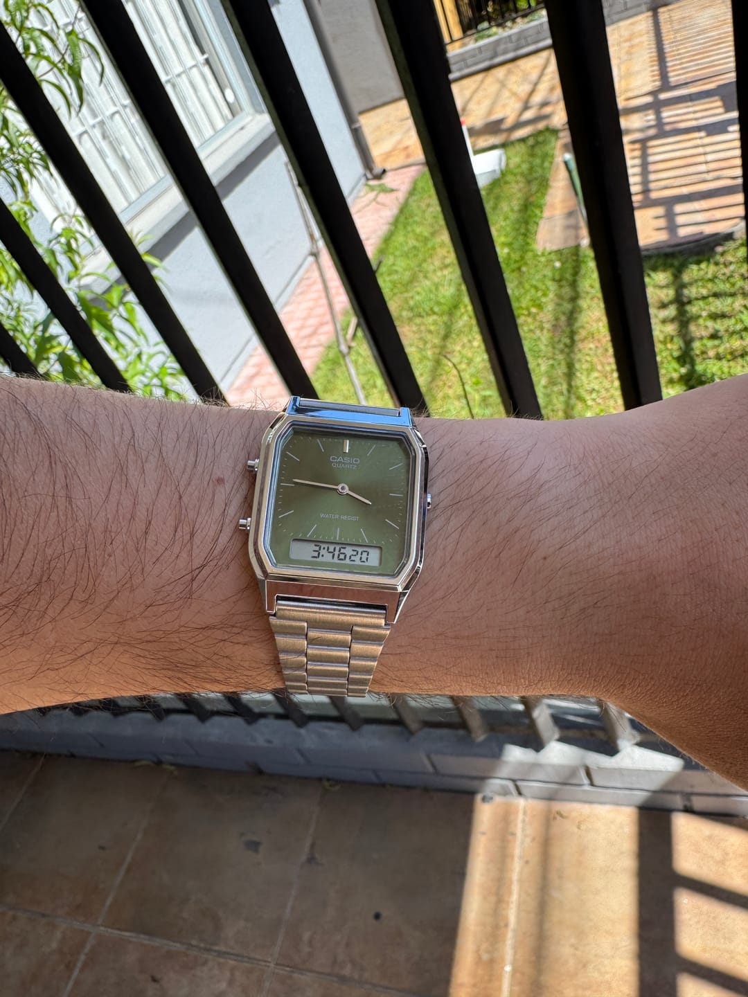 Customer photo review of Reloj Casio Vintage  AQ-230A-3A Análogo Digital Verde