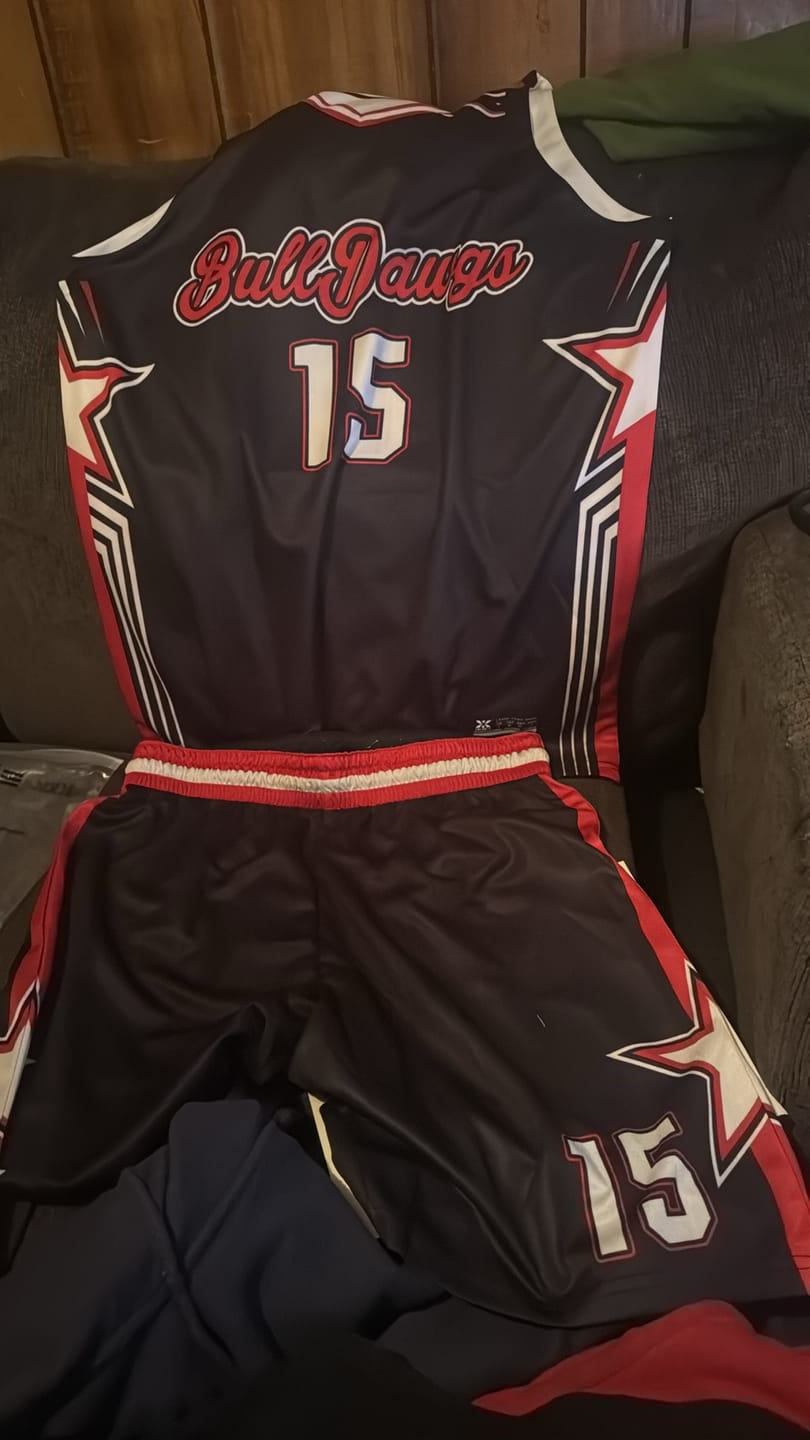 Customer photo review of Custom Black White Red Star Graffiti Pattern Double Side Sets Basketball Uniform