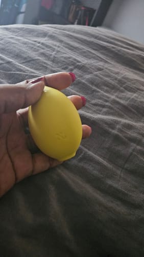 Customer photo review of Lem Clitoral Massager