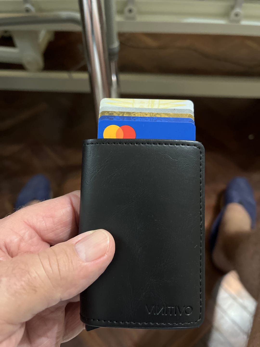 Customer photo review of Billetera Pop Up con Tarjetero RFID en Cuero Marca Vinitivo