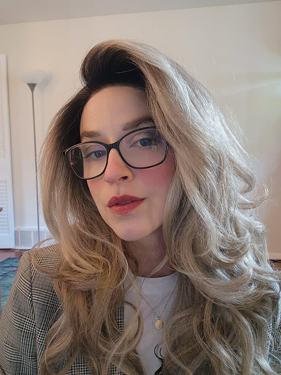 Customer photo review of Sensationnel Bare Luxe Glueless 6x5 inch Lace Front Wig - 6x5 UNIT 3