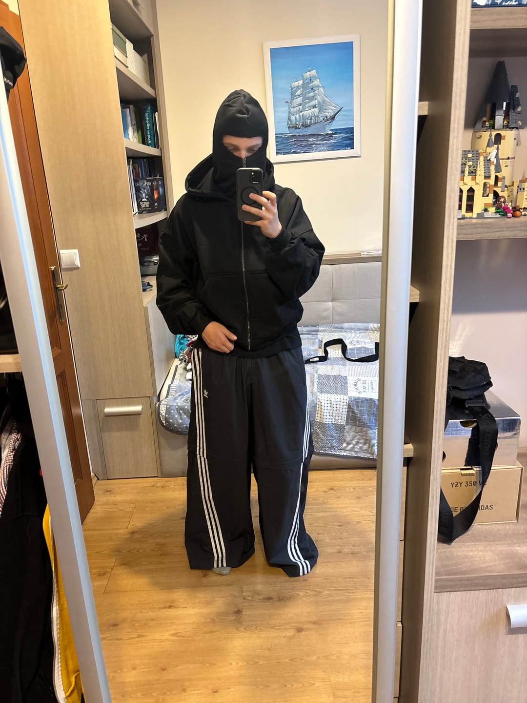 Customer photo review of 470 GSM BALACLAVA HOODIE LIMITED SILVER