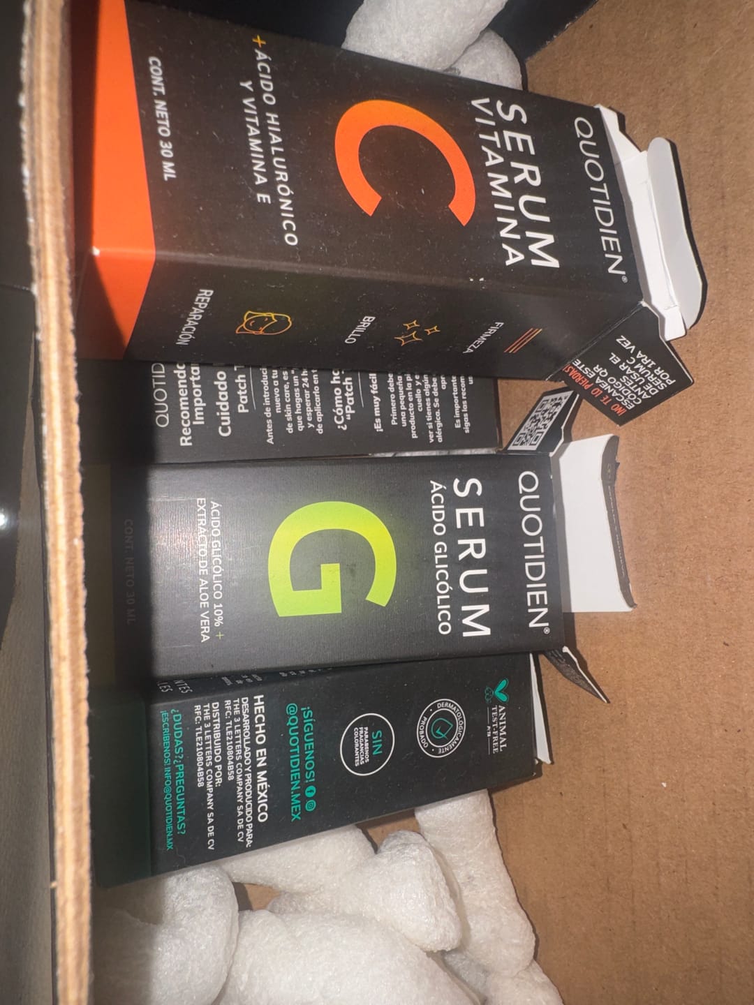 Customer photo review of Kit Piel Deslumbrante (51% OFF) - Limpiador + Tónico + Serum Vitamina C + Serum Niacinamida + Serum Ácido Glicólico + Serum Ácido Hialurónico + Contorno de Ojos