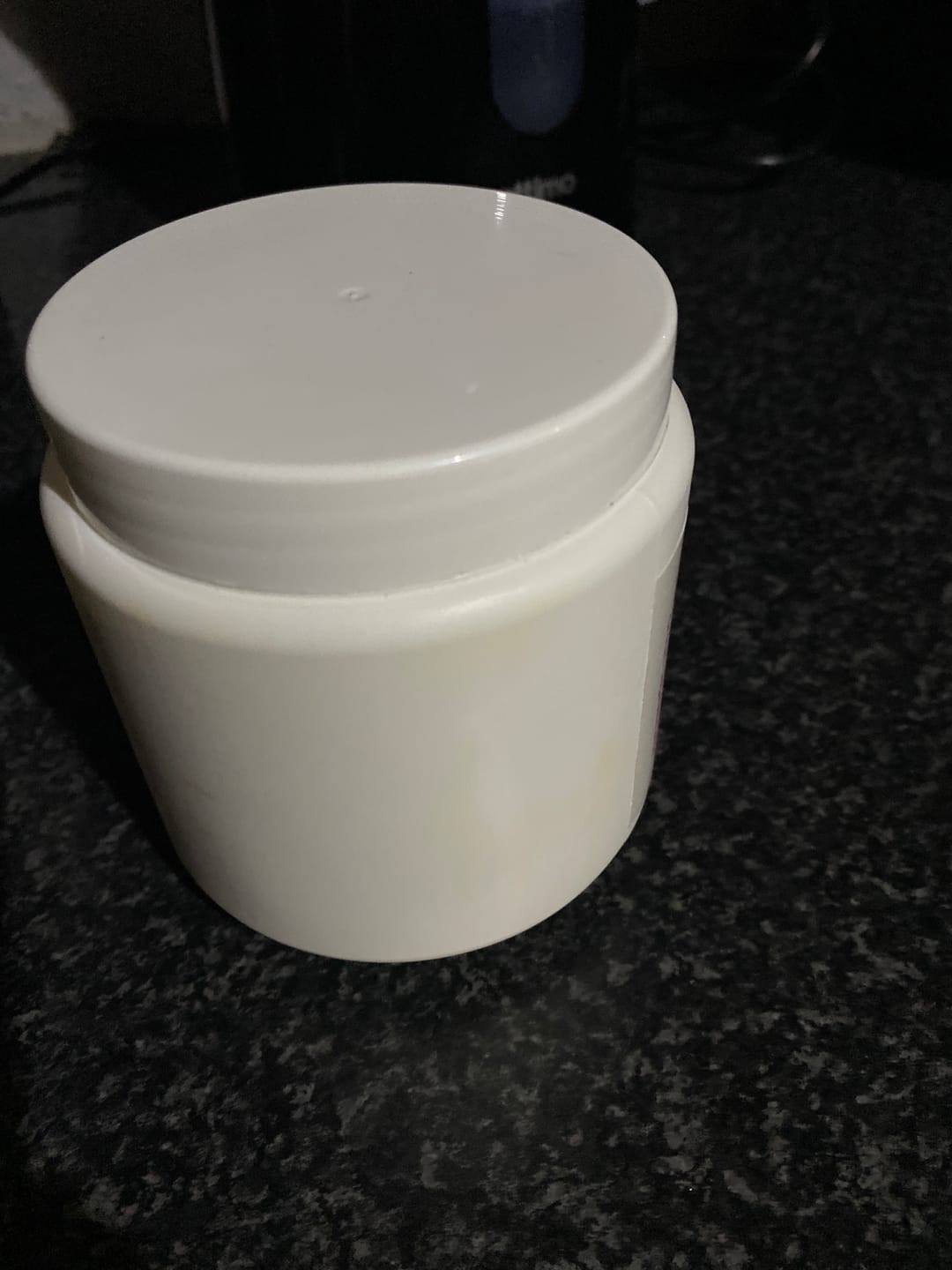 Customer photo review of 500 g HDPE Jar (85 mm neck) - With Closure - White