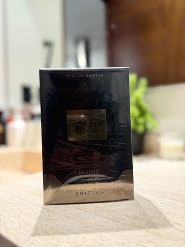 Reseña con foto de un cliente sobre Perfume Khadlaj Shiyaaka Shadow 100ml EDP