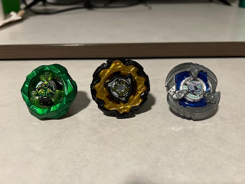 Customer photo review of [Back-Order DEC 22nd] Takara Tomy Beyblade X CX-11 EmperorMight DECK SET