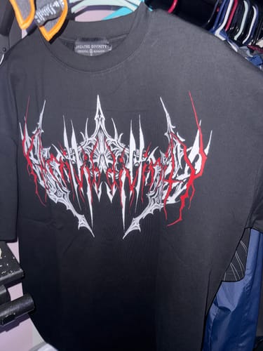 Customer photo review of Deathwing Oversized T-shirt [HEAVENLY RED]