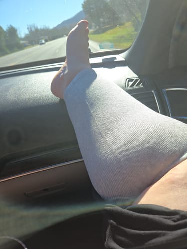 Customer photo review of Premium Bamboo Anti-Fatigue Calf Sleeve