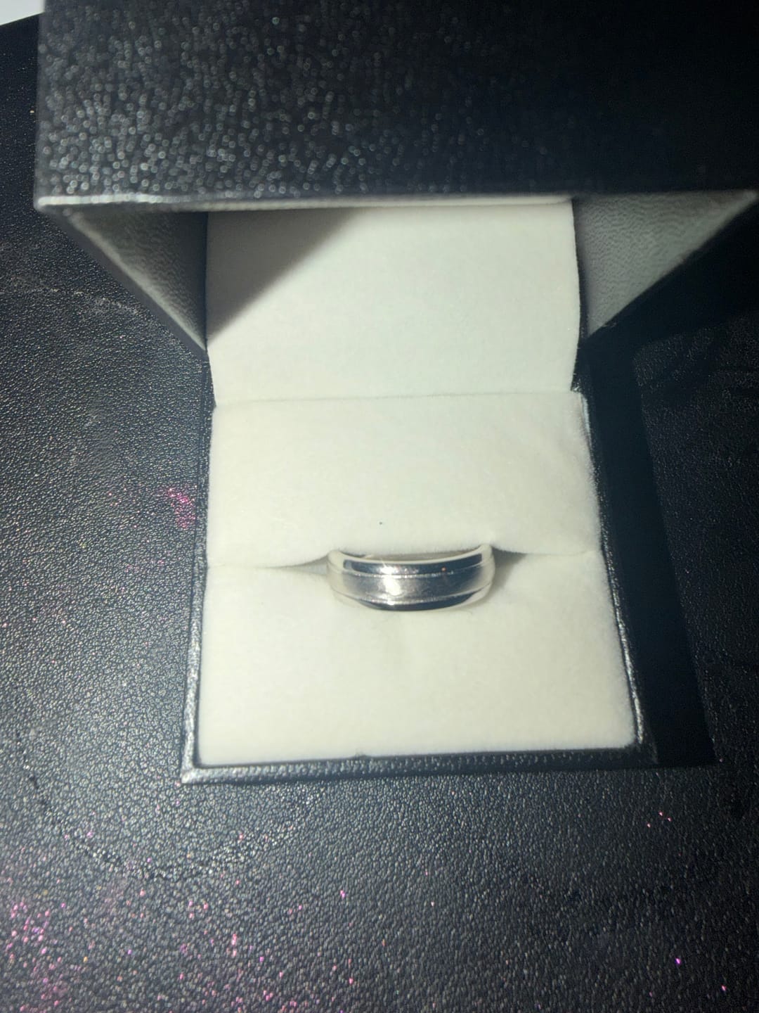 Customer photo review of Louily Classic Matte and Polished Men's Wide Wedding Band
