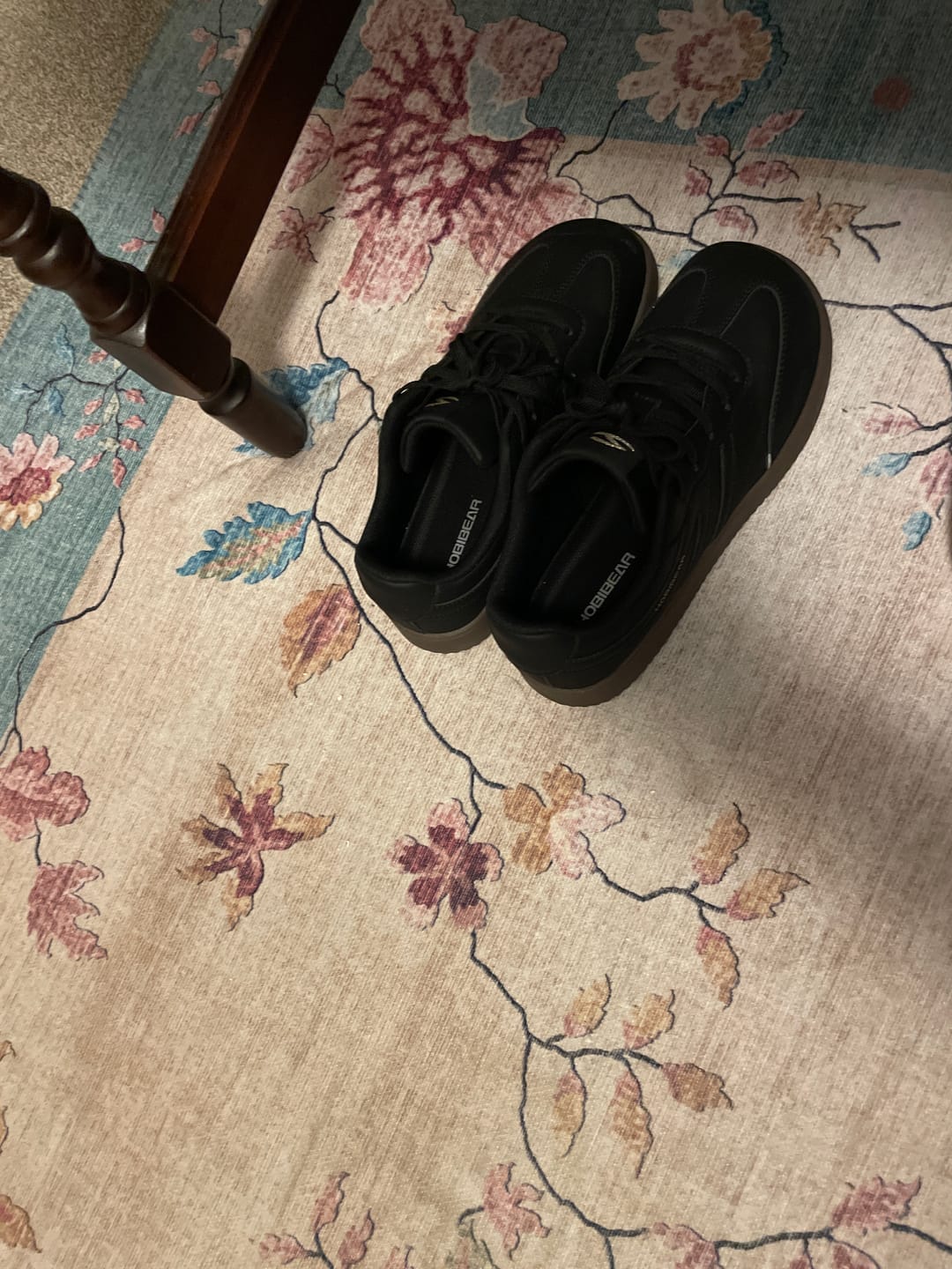 Customer photo review of Laurel - Wide Toe Shoes