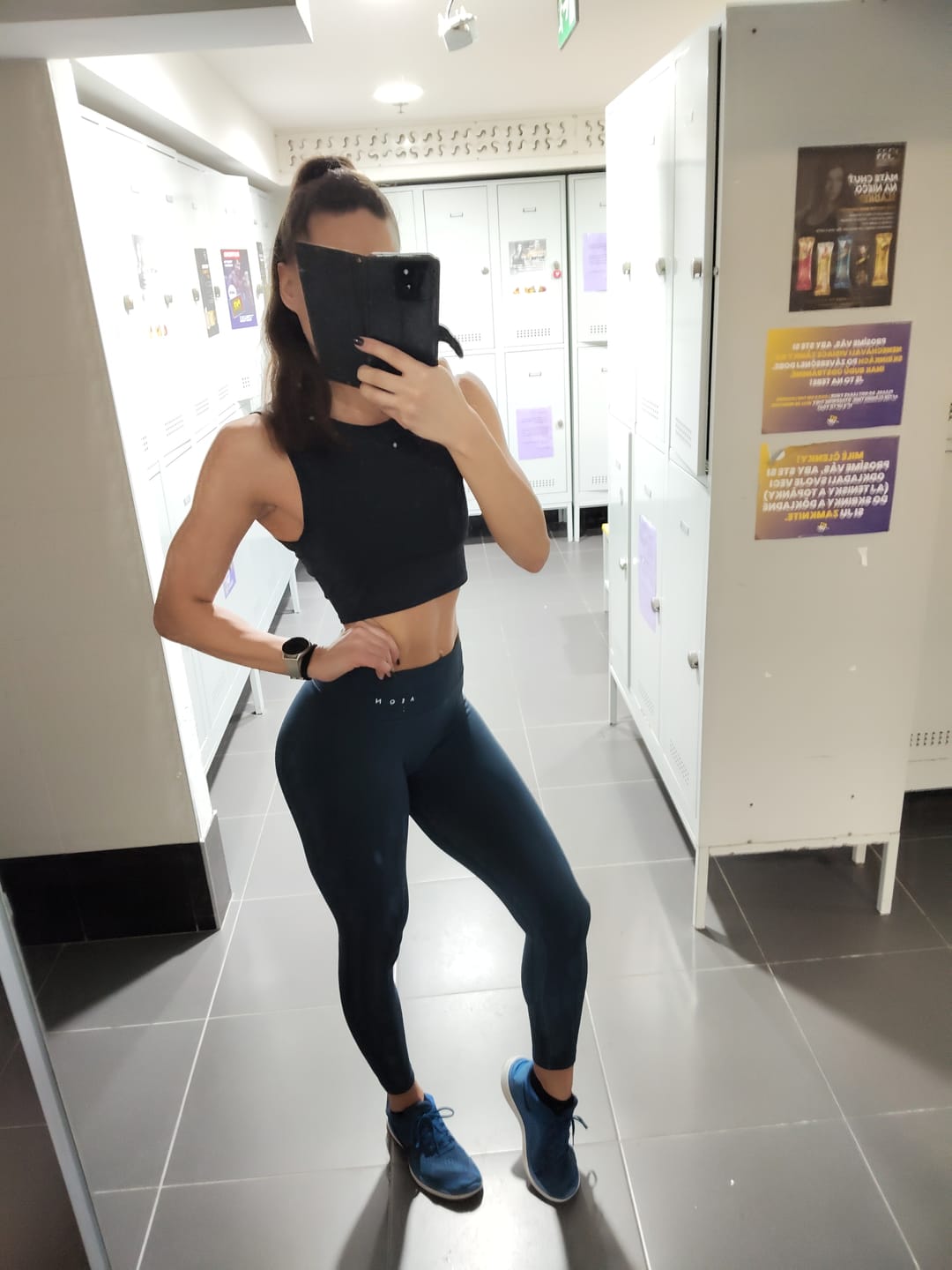Customer photo review of MOTION SEAMLESS LEGGINGS