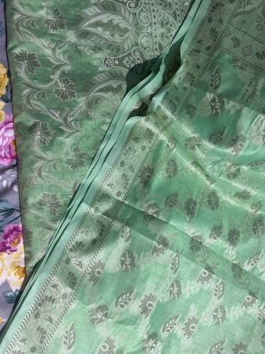 Customer photo review of Pista Resham Zari Cotton Silk Banarasi Suit