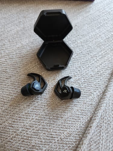Customer photo review of X30i Earplugs