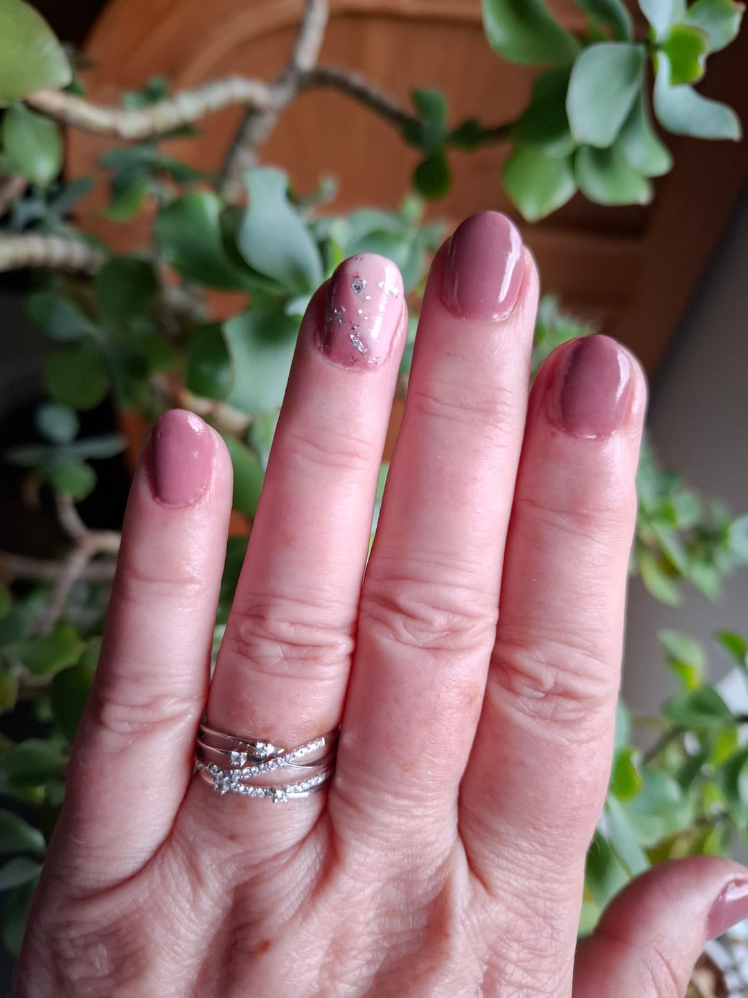 Customer photo review of Auburn Umber Dipping Powder