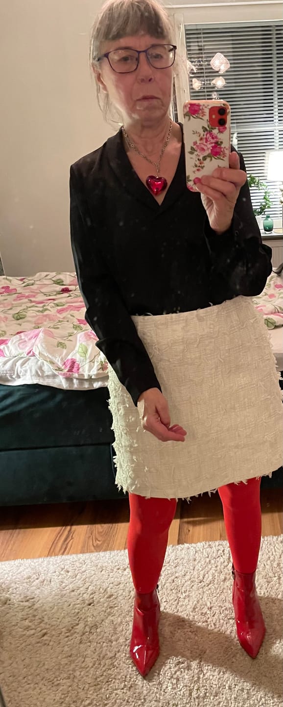 Customer photo review of Strumpbyxor Röd - mjuka i 60 DEN