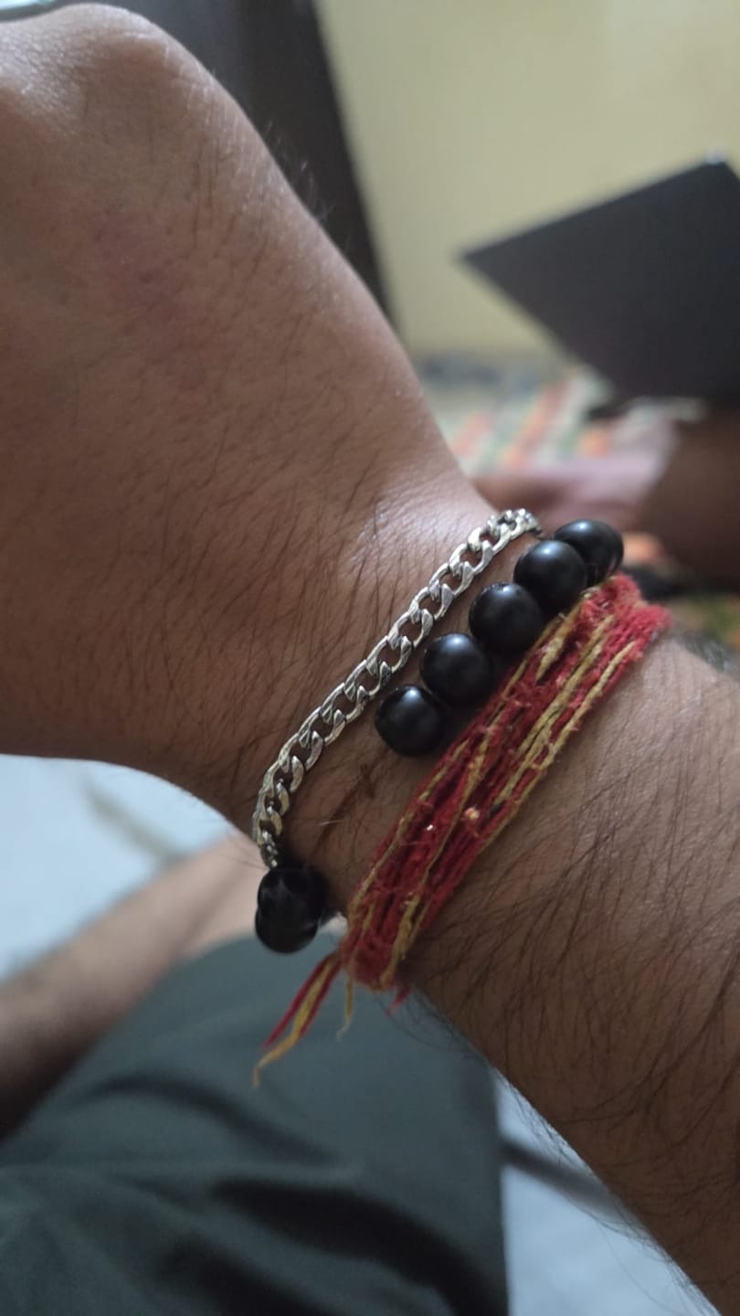 Customer photo review of Classic Cable Chain Bracelet