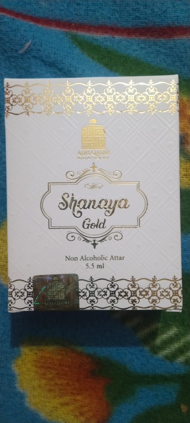 Customer photo review of Shanaya Gold Luxury Attar Perfume