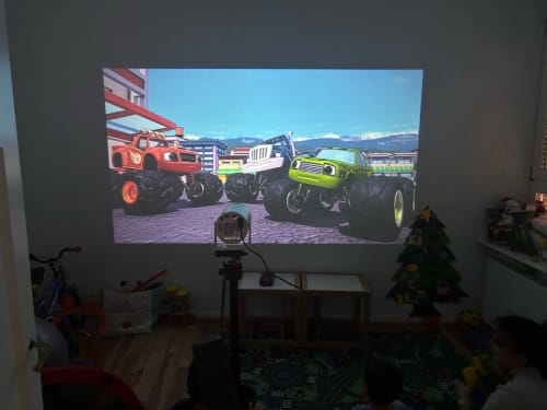 Customer photo review of StoryTorch™ - Dispositivo de Proyección 4K