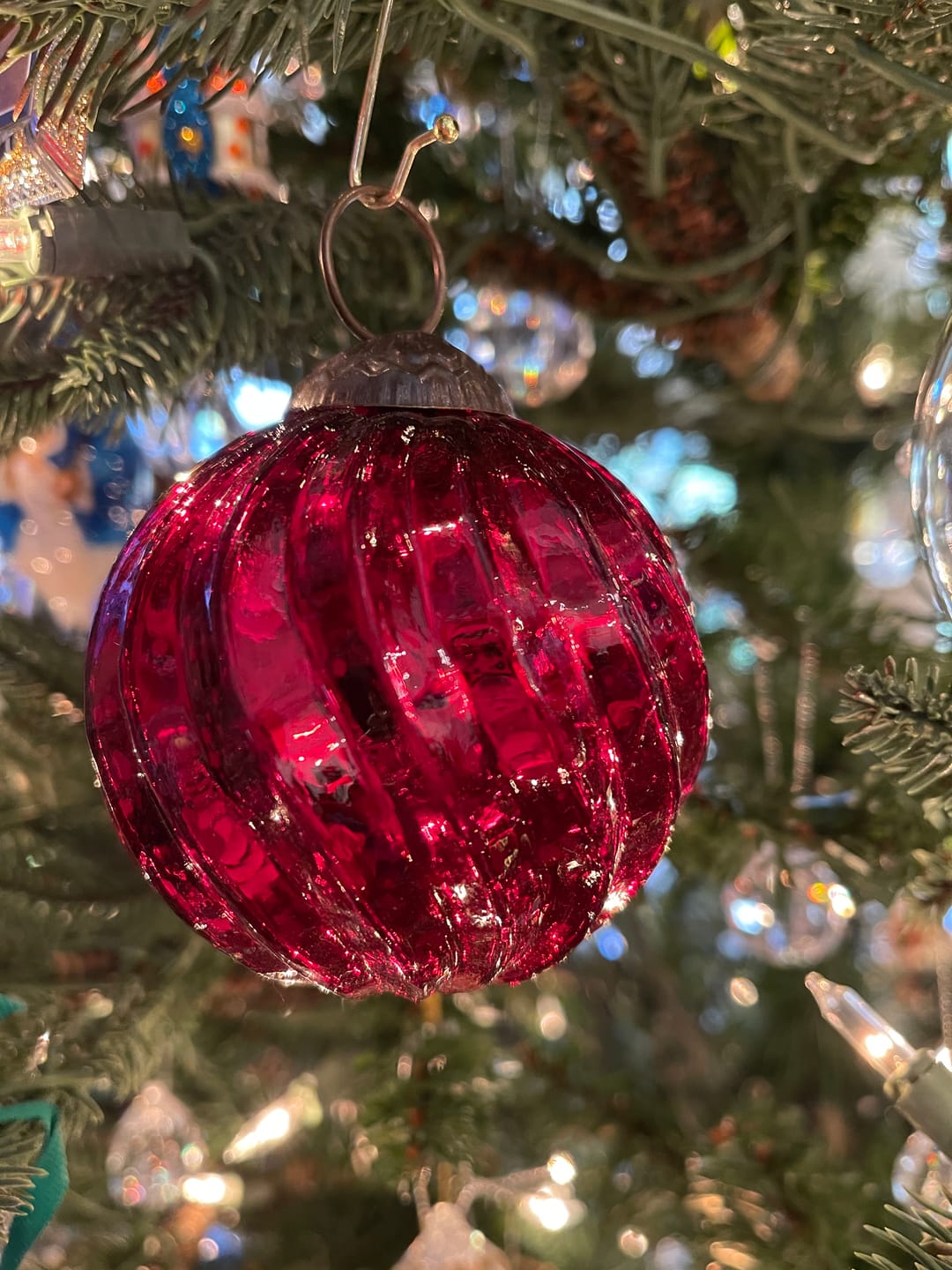 Customer photo review of Set of 4 Red Mercury Glass Ornaments (3.15 Inch Classic Twist Ball) - Perfect for Christmas Tree, Hanging Holiday Decoration, Gifts & Home Decor