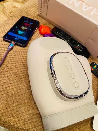 Customer photo review of Allrj wireless hand massager 2.0