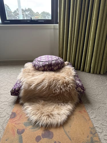 Customer photo review of Maple Wood Meditation comfort bundle