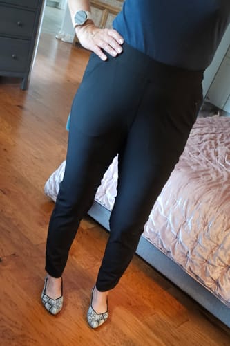 Customer photo review of Nicole Ankle Pant Tall - Black