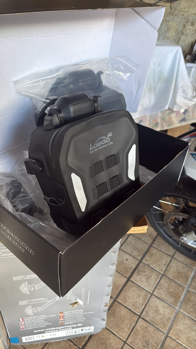 Customer photo review of Wanderer Motorcycle Crash Bar Bags – Inflatable/Non-Inflatable, Waterproof Frame Bags with Reflective Strips & Anti-Theft System (Pair)