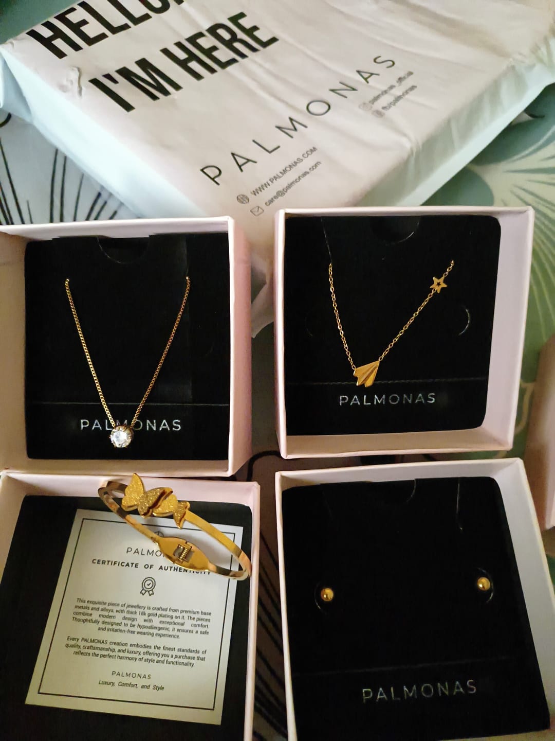 Customer photo review of Simple Chain Necklace with Star Charm
