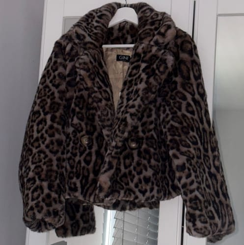Customer photo review of Brown Animal Fur Short Jacket