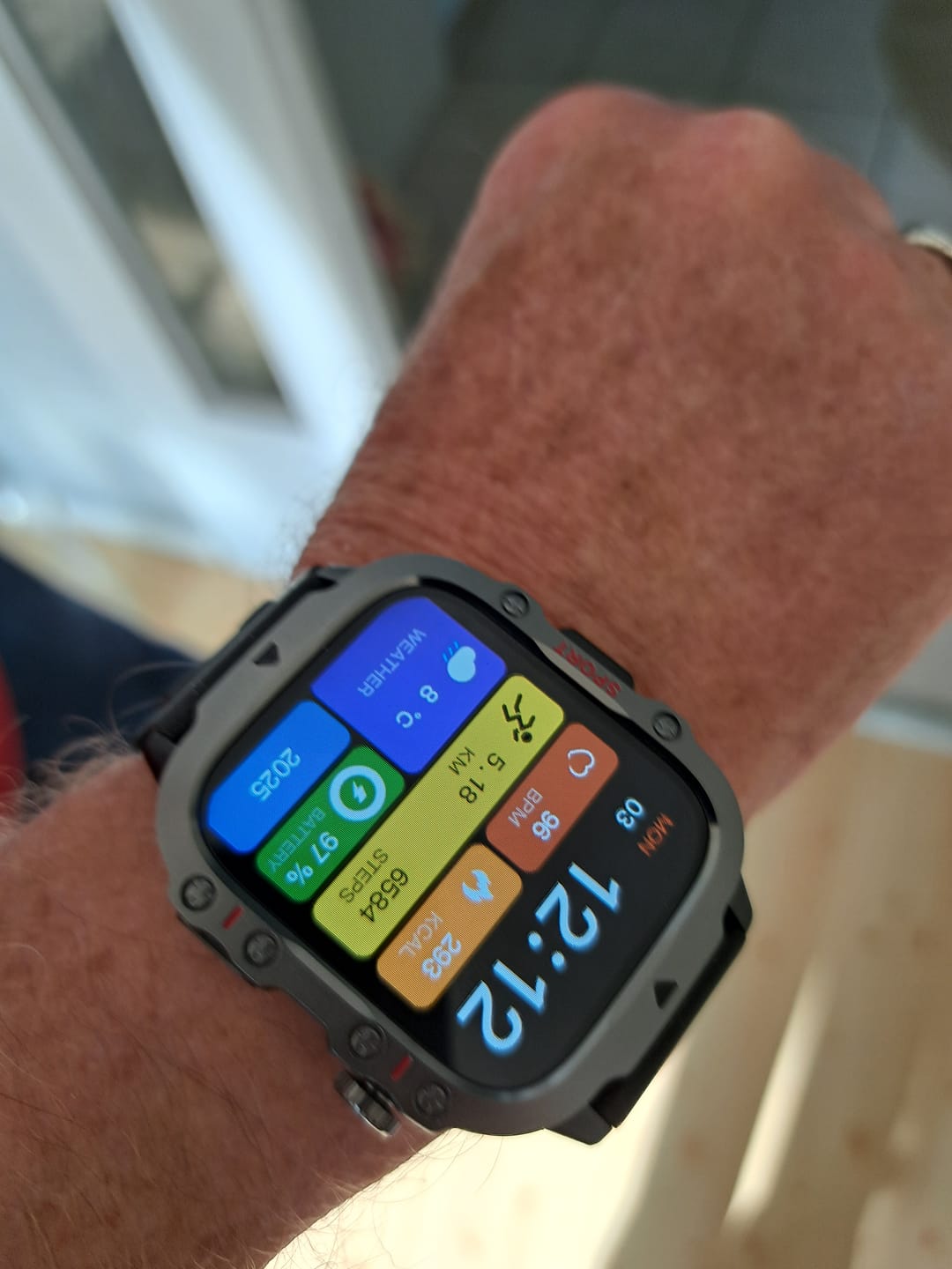 Customer photo review of Wasserdichte Outdoor-Smartwatch - TrailMate