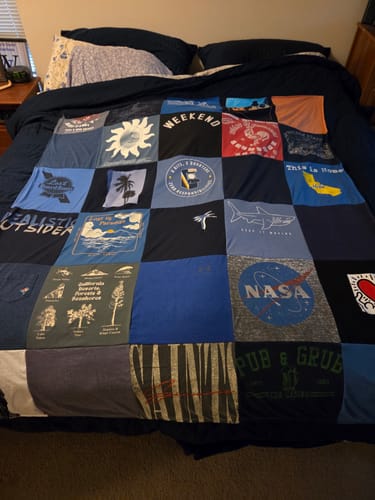 Customer photo review of Project Repat T-Shirt Quilt