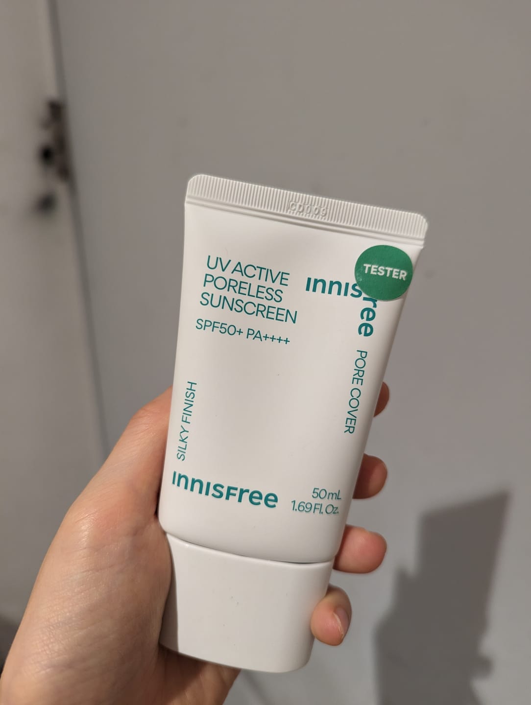 Customer photo review of UV　アクティブ　ポアレス　サンスクリーン　SPF50+ / PA++++