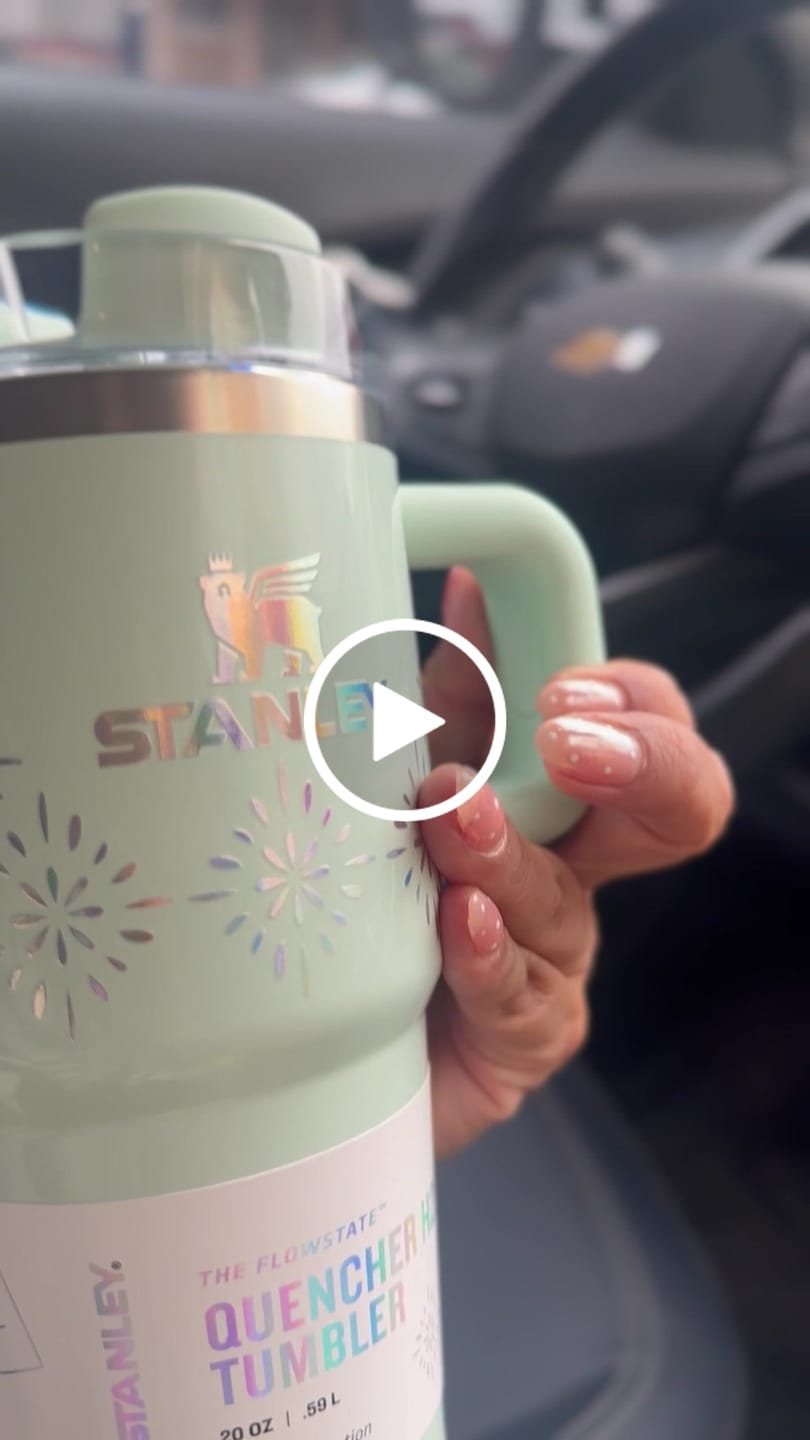 Customer video review of Stanley Quencher H2.0 Flowstate™ Tumbler Wonderland | 591ML