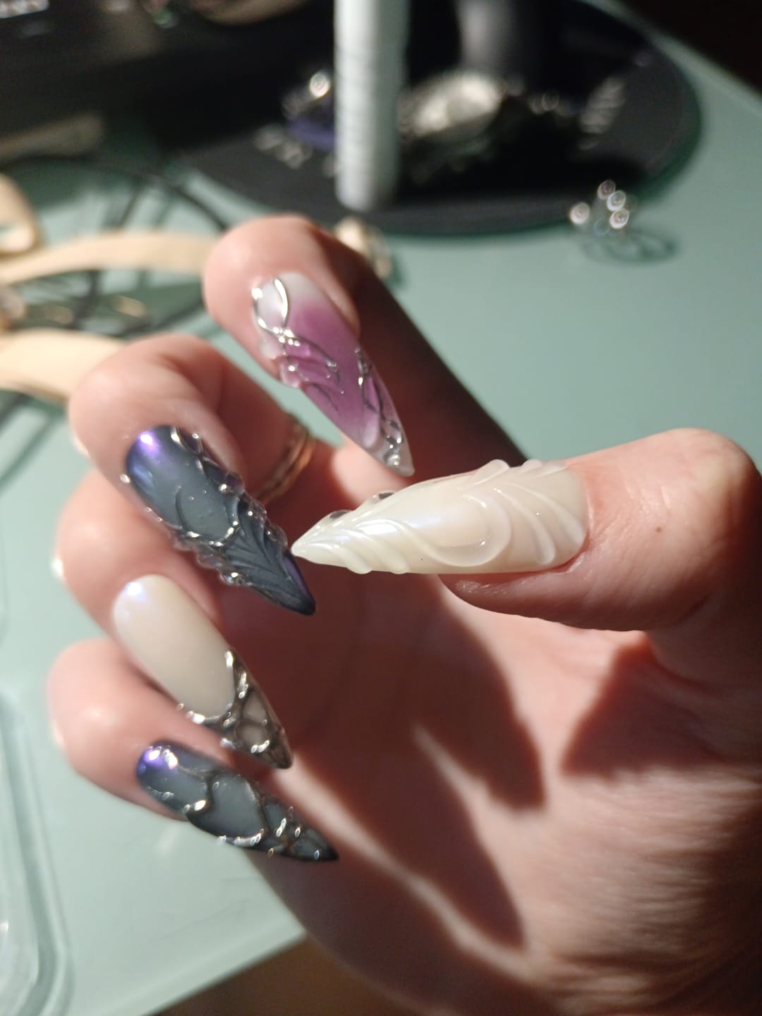 Customer photo review of Shadow Kiss