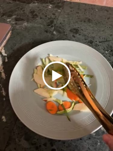 Customer video review of Wellmes Kitchen Tong