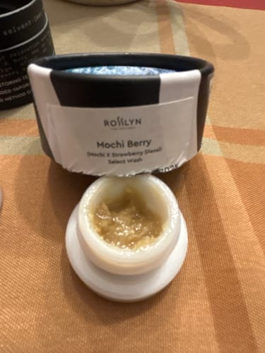 Customer photo review of Mochi Berry (Select Wash)