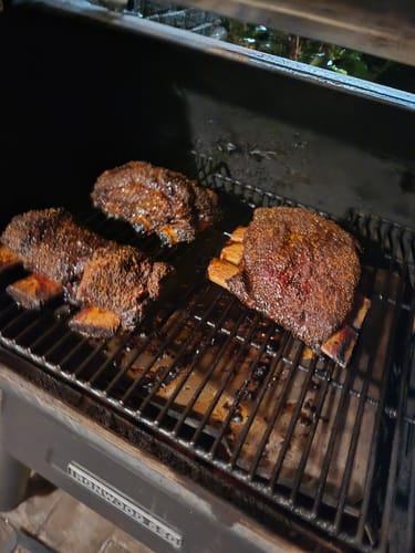 Customer photo review of USDA Choice Bone-In Short Ribs