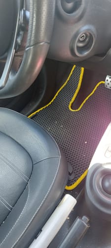 Customer photo review of Fußmatten für Mikrowagen - Kofferraumwanne