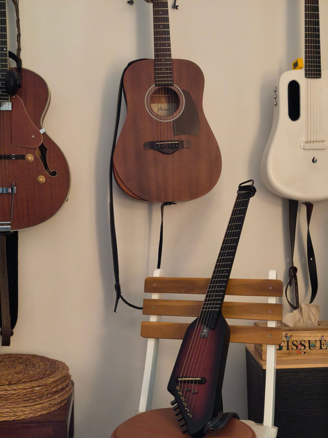 Customer photo review of 【Boîte ouverte】Donner HUSH™ I Guitare de Voyage Ultra-Légère