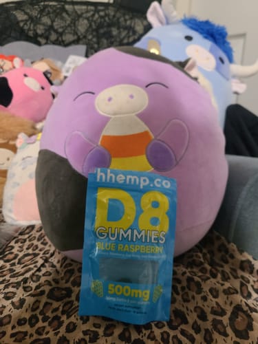 Customer photo review of hhemp.co Delta 8 Gummies 10/pk - Blue Raspberry (50mg)