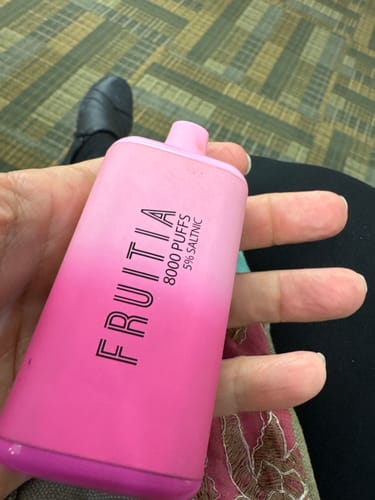 Customer photo review of Fume x Fruitia 8000 Puffs